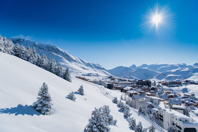 Où aller skier proche de Lyon : 10 stations à moins de 2h de Lyon pour éviter les embouteillages Où aller skier proche de Lyon : 10 stations à moins de 2h de Lyon pour éviter les embouteillages