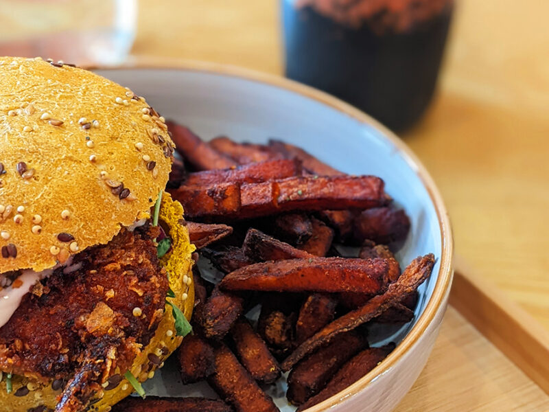 On a testé : la street-food camerounaise de Baca Bamba Baca Bamba Lyon CityCrunch