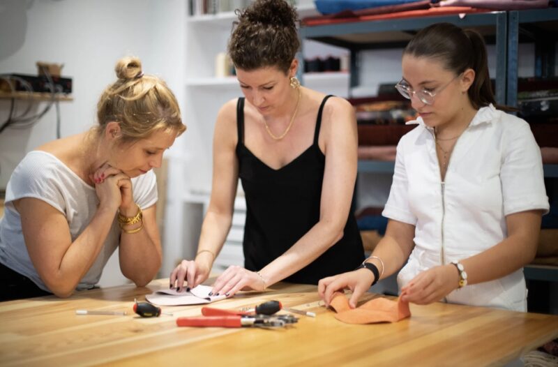 Atelier pochette en cuir Atelier pochette en cuir