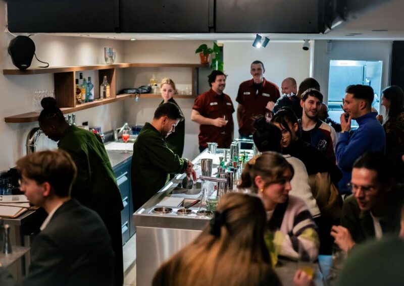 Top 10 des bars ou les serveurs sont les plus sympas à Lyon