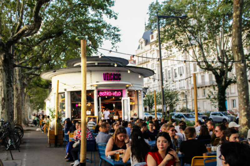 Top 6 des terrasses lyonnaises immanquables pour profiter du printemps sous le soleil Top 6 des terrasses lyonnaises immanquables pour profiter du printemps sous le soleil