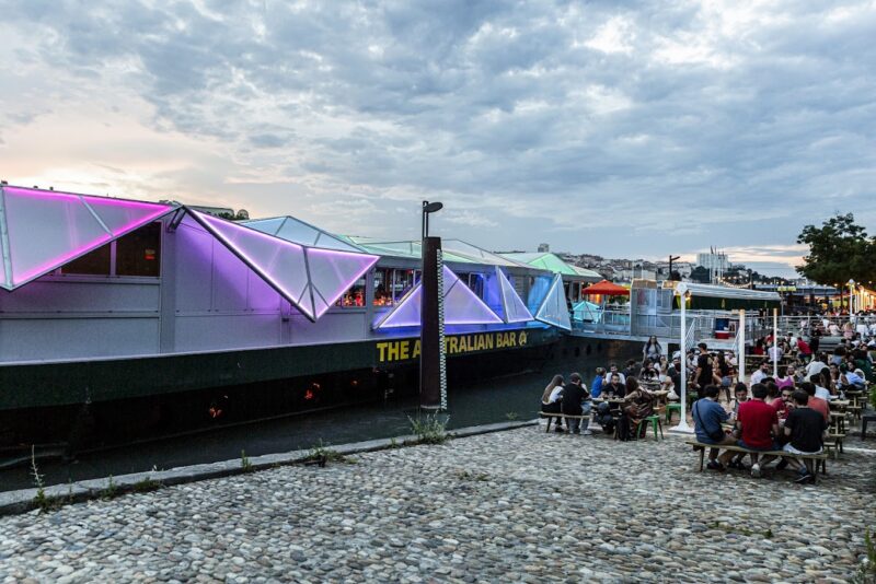 Péniche Australie lyon sport Oz café australian bar lyon