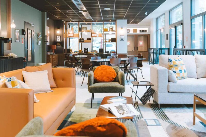 Bikube : le nouveau lieu hybride (et cool) dans le 3e arrondissement de Lyon Bikube Coworking