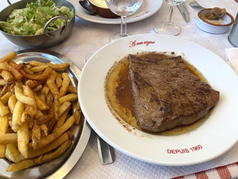 On a testé : le meilleur steak frites de Lyon chez À ma Vigne Steak Frites a ma Vigne