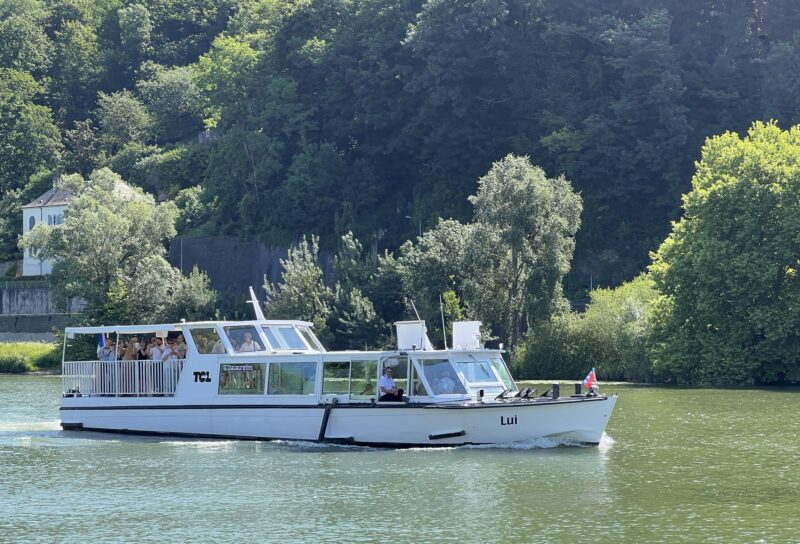 navette TCL sur l'eau saone Navigône navette fluviale