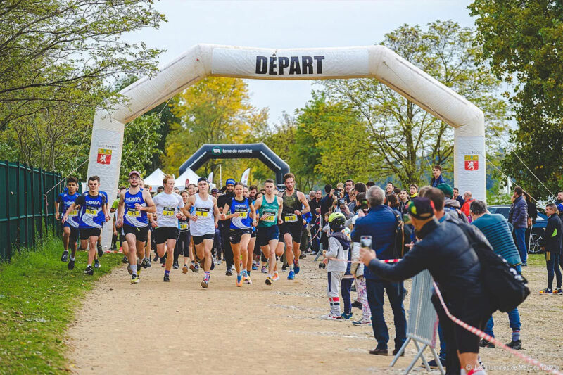 Les Illuminés de Meyzieu font partis des derniers événements sportifs du Parc Miribel Jonage cet automne 2025.