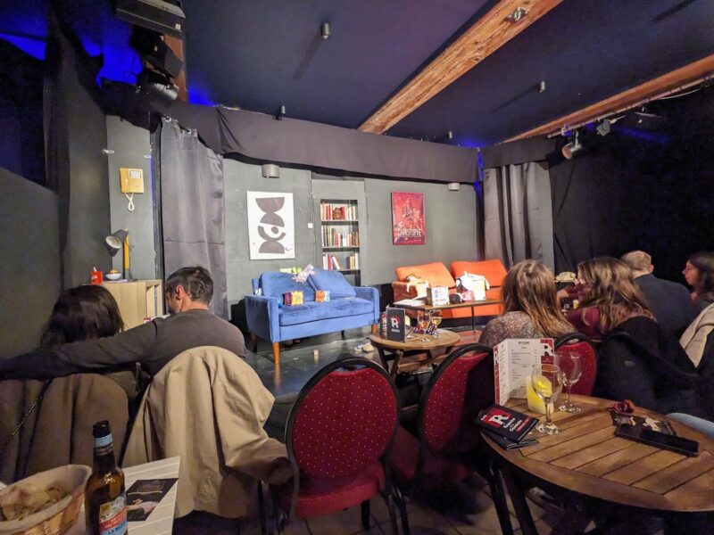 voir stand up lyon le repaire lyon comedy club