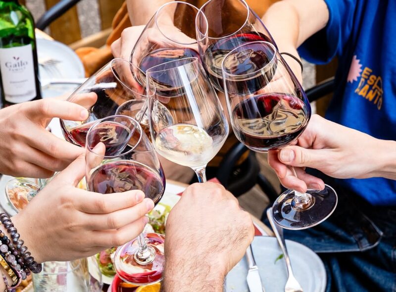 Top 10 des meilleurs bars du 2e arrondissement de Lyon SnapInsta.to 516720449 18004538480789810 663847930387809059 n e1771934903435