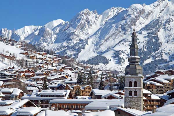 Les meilleures stations de ski autour de Lyon (enfin nos préférées) chaine des aravis la clusaz