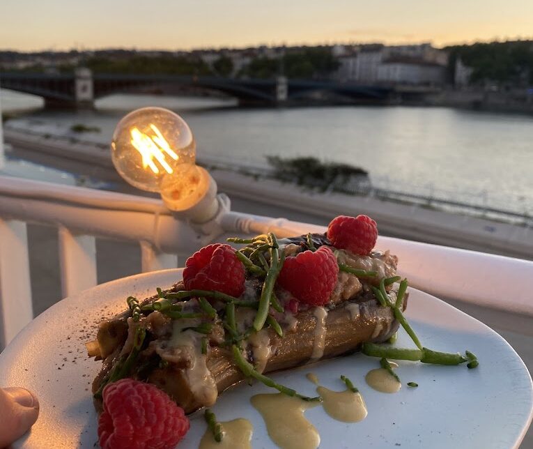 Les 10 restaurants de Lyon où il faut avoir mangé au moins une fois dans sa vie