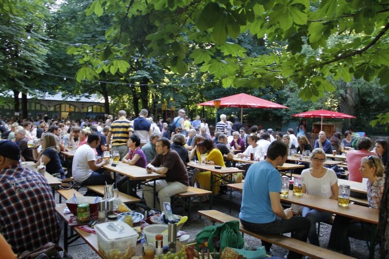 Ce qui manque à Lyon pour être une ville cool en été Hofbraeukeller 5906