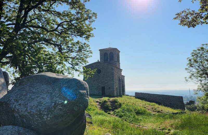 saint laurent d agny chapelle saint vincent ©DestinationMontsdu