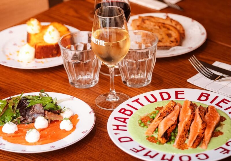 Les 10 restos où inviter ses parents à Lyon (et se faire inviter) 687650263 17900271090426054 8166190062209810894 n e1783348582915