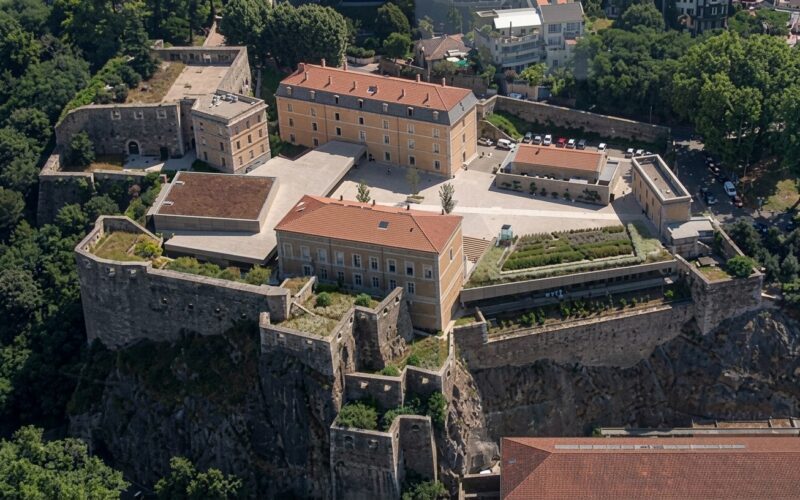 Fort Saint-Jean à Lyon Fort Saint-Jean à Lyon