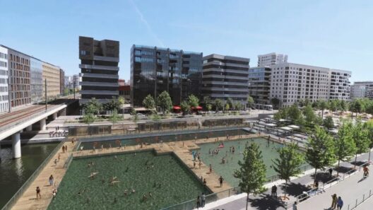 Piscine a Confluence Lyon 2027