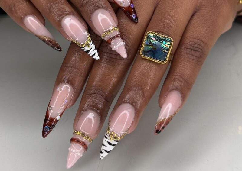 Une journée à Lyon en 10 étapes par Ophé ongleslyon nailslyon gelxlyon nailart e1792496890345