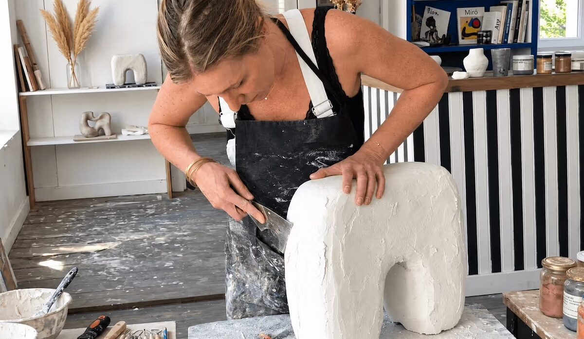 atelier sculpture à la main en béton cellulaire